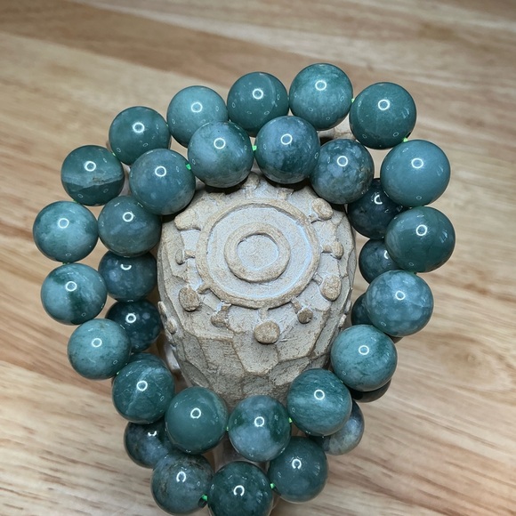 Blue Water Jade 11mm - Picture 3 of 4